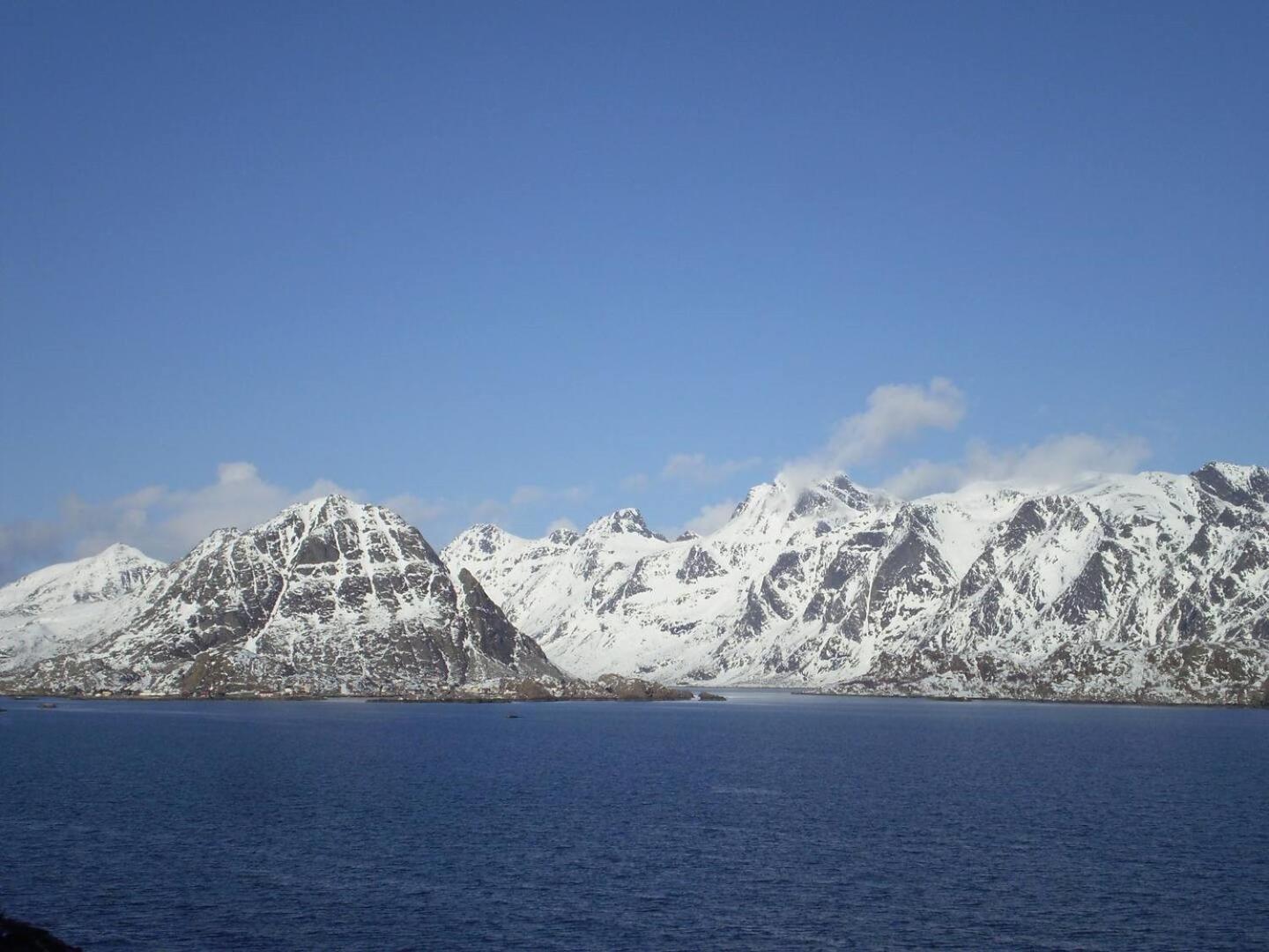 Damperiholmen Cabin Sund  Exterior photo